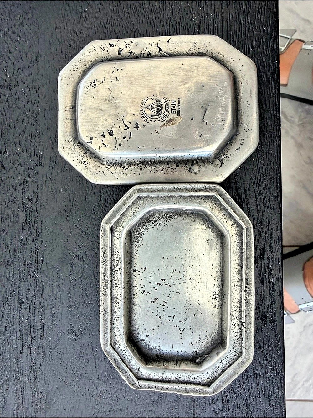 Les Etains de Paris Silver Tone Decorative ring  Trays Set of 2
